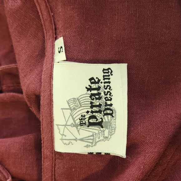 The pirate dressing top h7 - Picture 9 of 10
